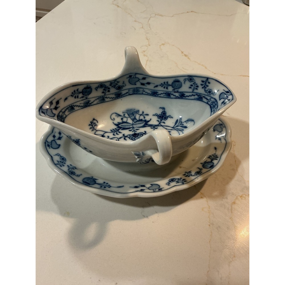 Vintage Blue Onion Porcelain Gravy Boat Attached Underplate Double Handle 9 inch